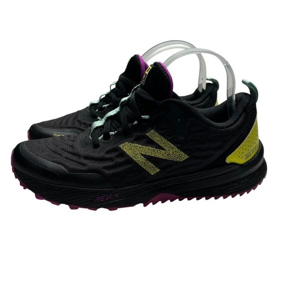 New Balance Women's Black and Yellow all terrain Running Shoes 7 - Picture 1 of 9